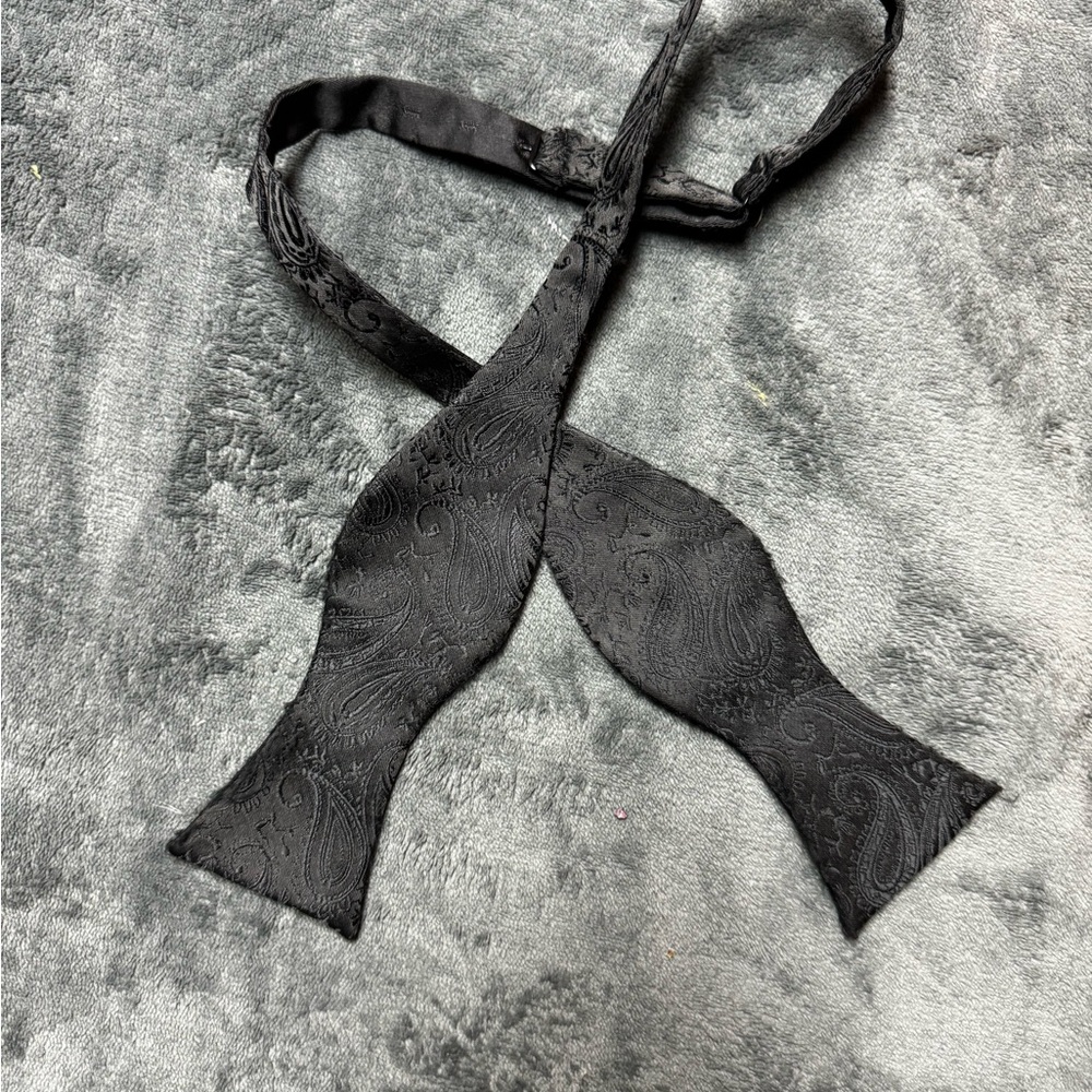 Black on Black Paisley Bow Tie